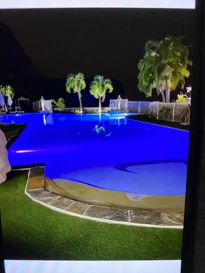 Studio Confortable A Sainte Anne 25 M² Parking Inclus Martinique